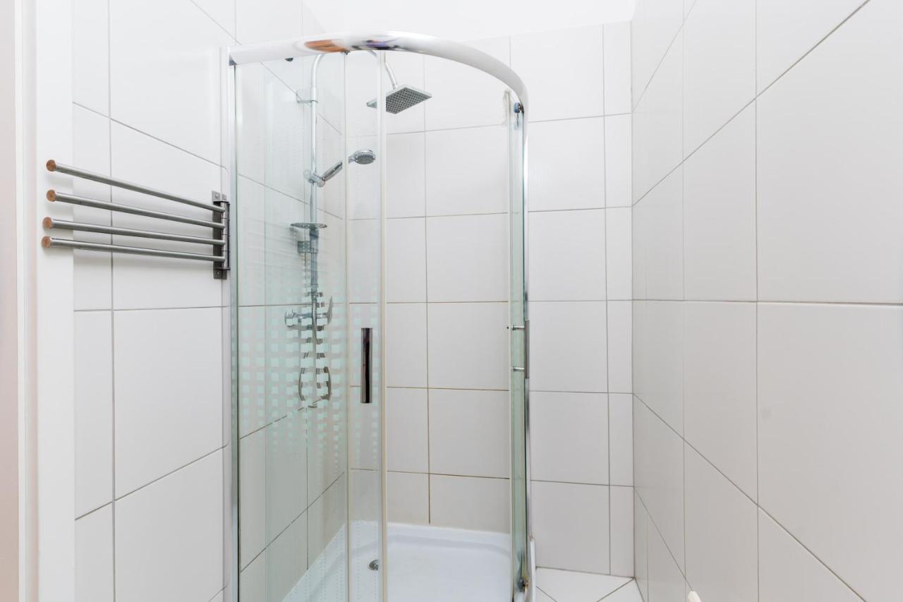 Sesame Wide Apartment Budapest Luaran gambar